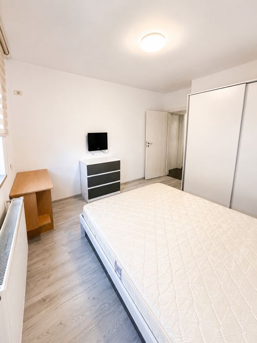 Vanzare  apartament 3 camere mobilat complet + parcare | Bloc 2019