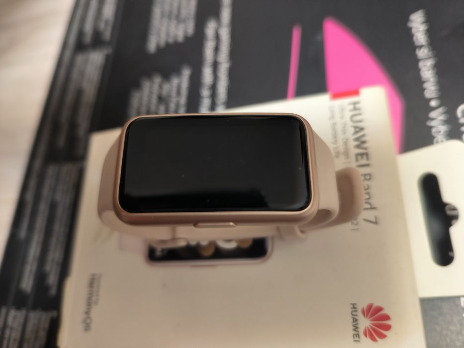 Smartwatch Bratara fitness Huawei Band 7