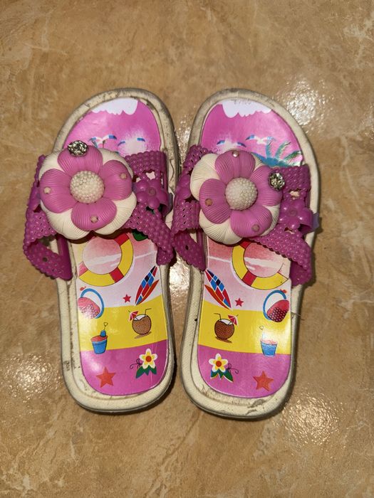 Обувь для девочки