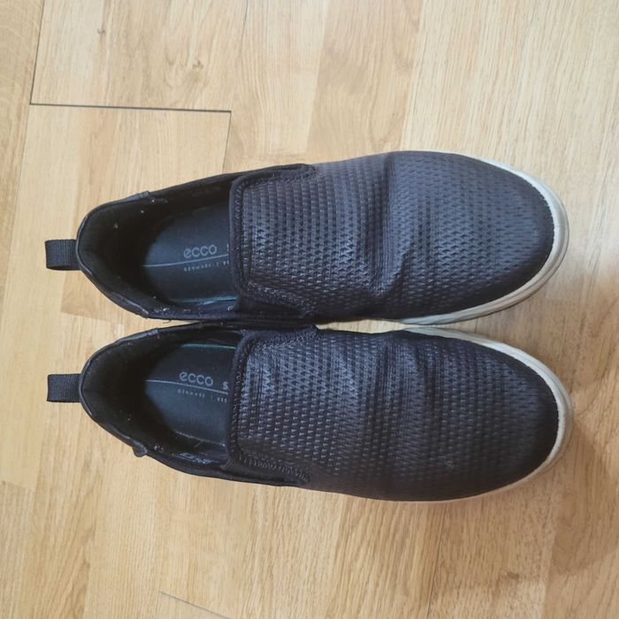 Vand pantofi Ecco