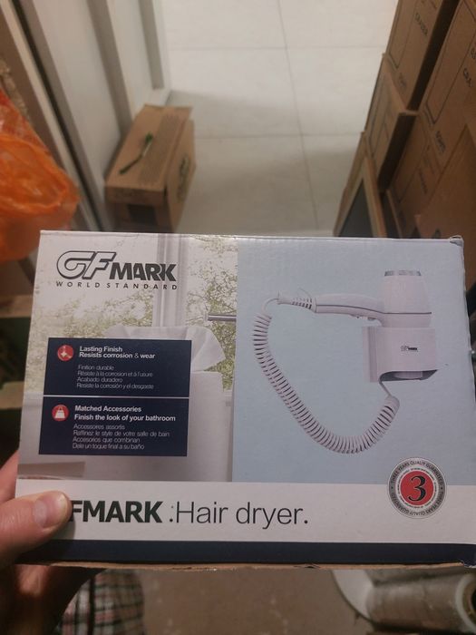 Продам фен новый