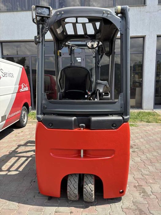 Electrostivuitor Linde E16H-02 – 3 roți Anul fabricației 2017