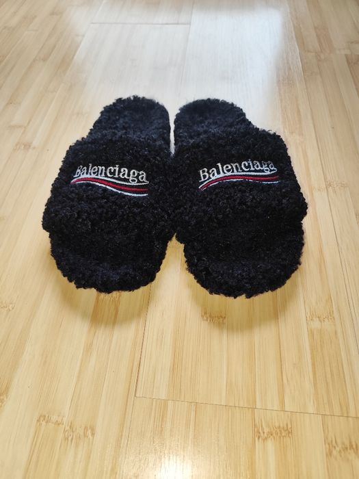 Papuci / Șlapi Balenciaga Furry Black - Mărimea 44 - Noi/Impecabili