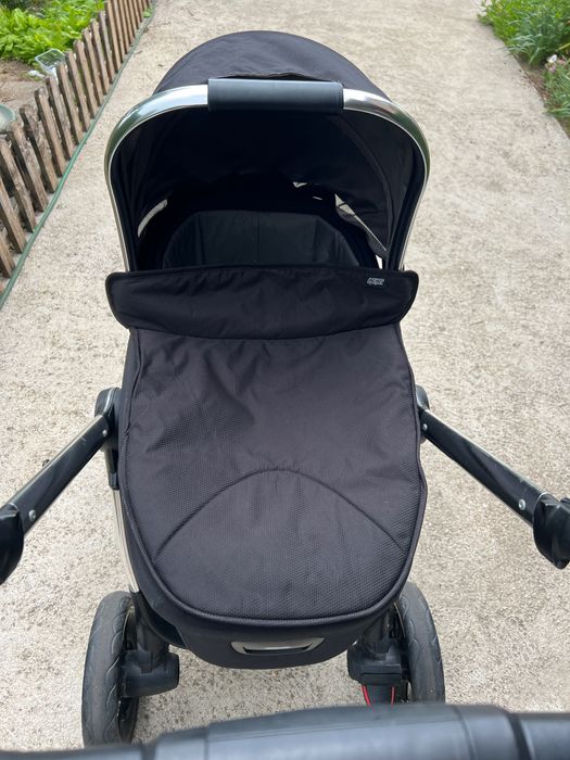 Детска количка Mamas & Papas Ocarro + пълен комплект аксесоари
