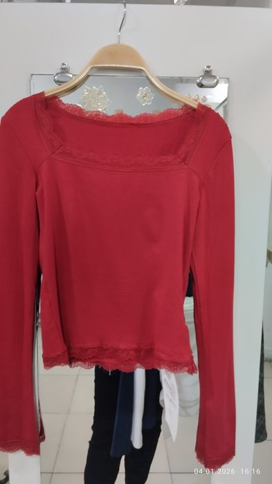 Лонгслив,кофточки