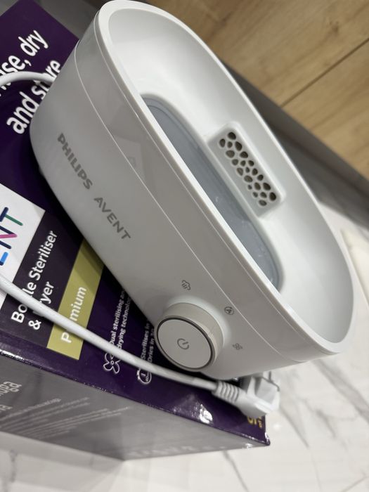 Електрически парен стерилизатор Philips Avent Premium с функция сушене