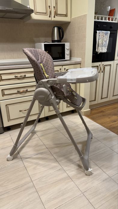 Детское кресло для кормления