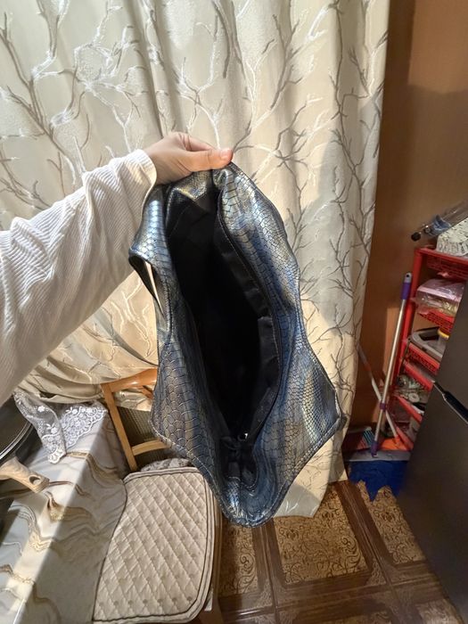 Сумка кожаная,сумка ,продаю сумку