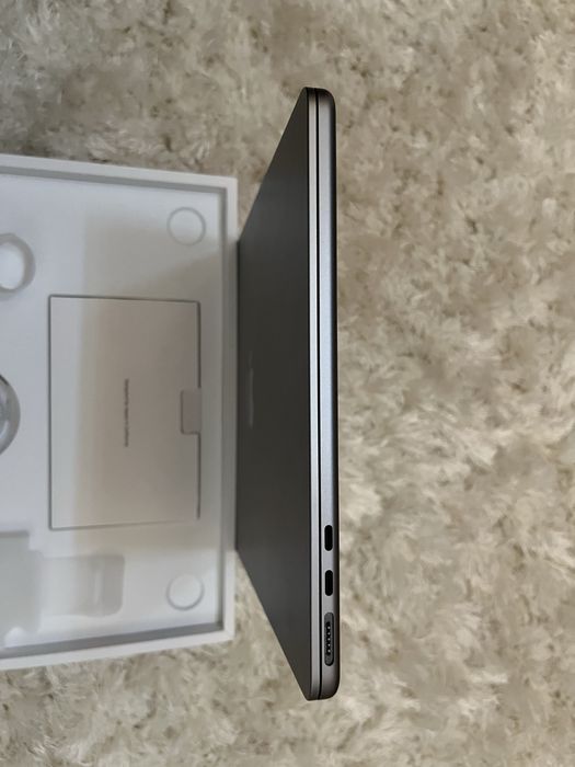 MacBook Air M2 16gb RAM 512gb SSD (impecabil)