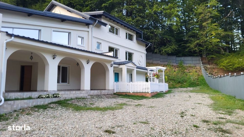 Casa / Pensiune - Statiunea montana Cheia Prahova