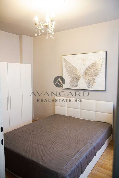 Продава се Етаж от къща в Пловдив, Център - 88 кв.м за 2023 €/кв.м - Снимка #4