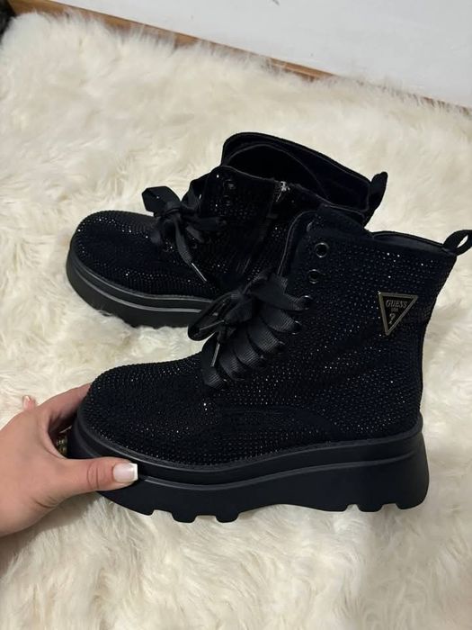 Vând botine dama guess/ mărimi începând de la 36-42
