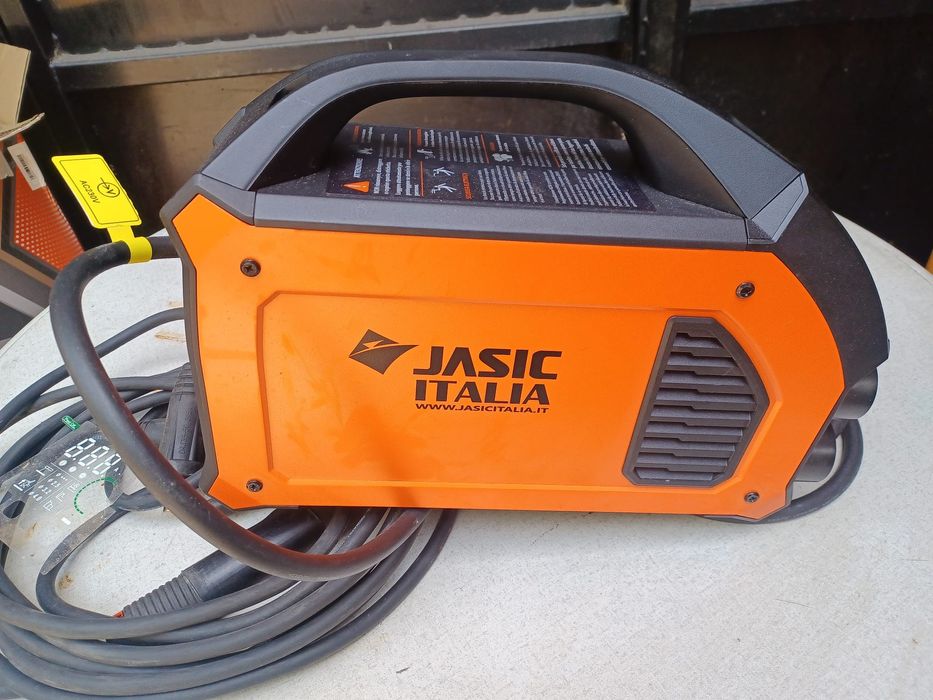 Invertor de sudura JASIC  ITALIA ARC 200  nou , 0 km