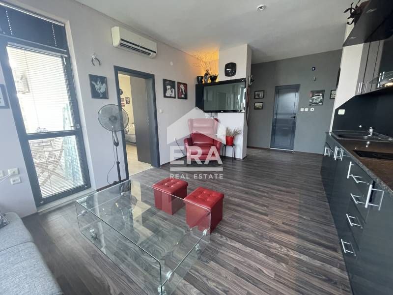 Продава се Тристаен апартамент в к.к. Златни пясъци - 91 кв.м за 1319 €/кв.м - Снимка #2