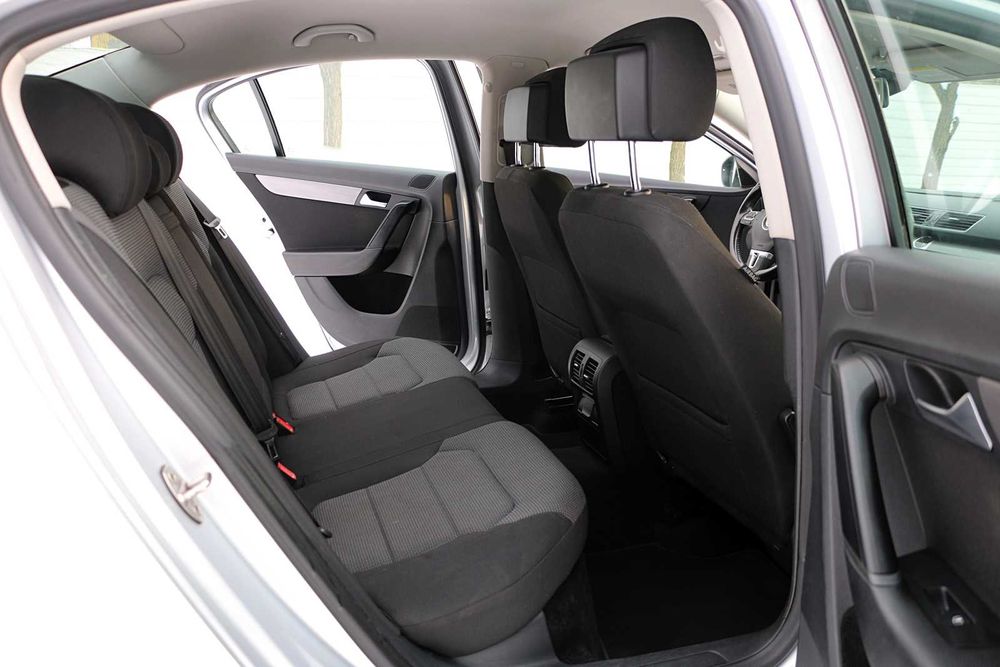 Proprietar, vand Volkswagen Passat, B7, in stare perfecta