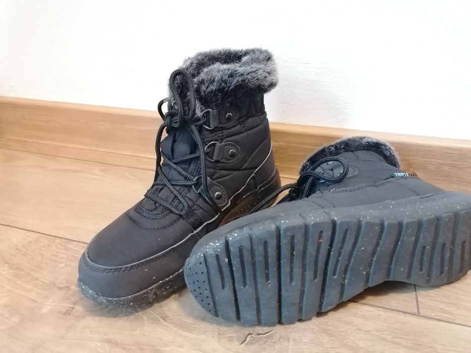 Ghete impermeabile pentru femei