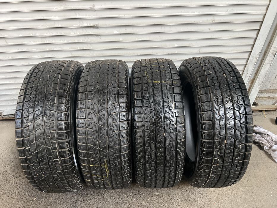 Yokohama g075 235/60/18