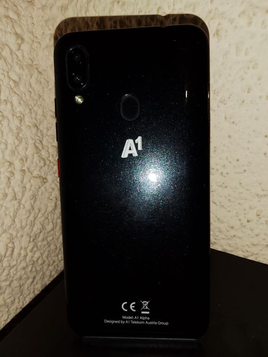 TТелефони на части