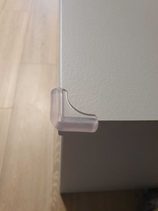 Protectii sertare si dulapuri pentru copii