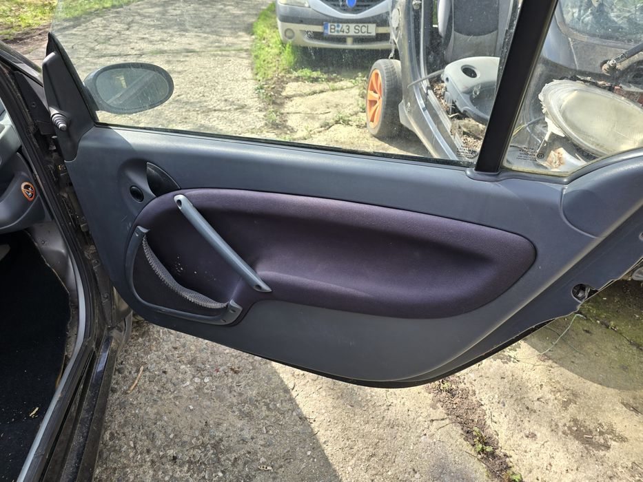 Piese Auto din Dezmembrari Smart fortwo 2003 0.8 diesel