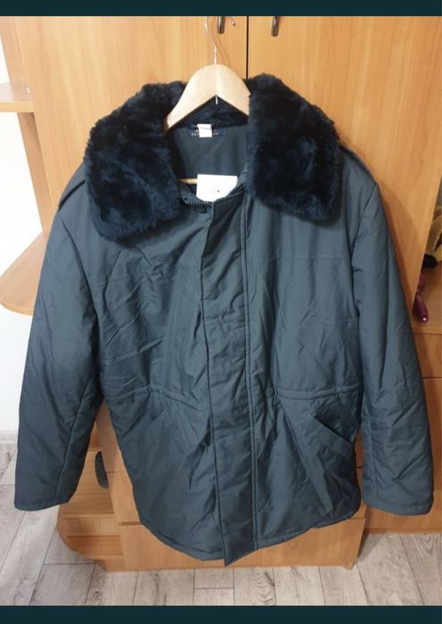 Продам бушлат повседневный так же парадный новый