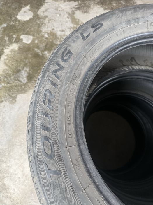 Продам шины комплект