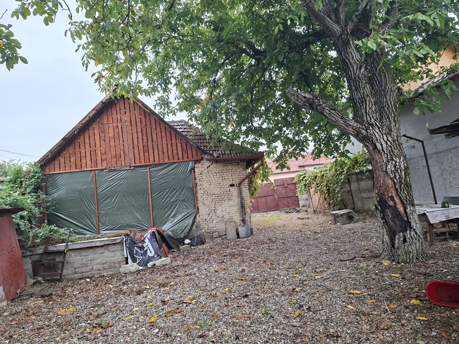 Casa cu teren str Babeș Deva