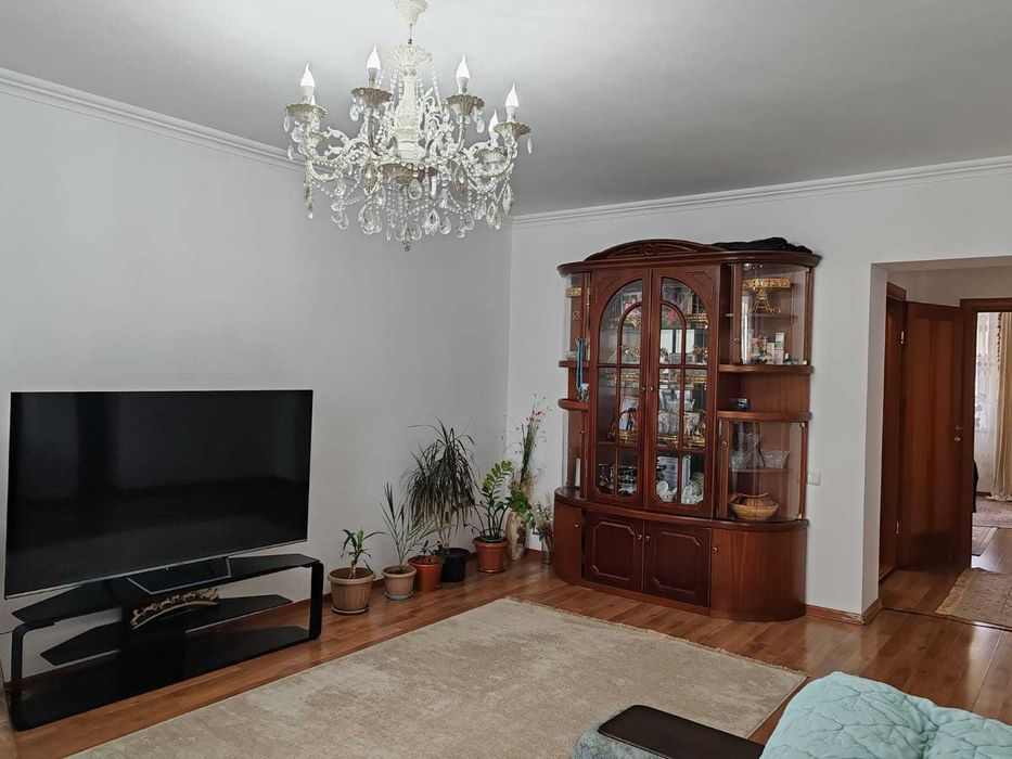 Продам 3х комн ЖК Нектар