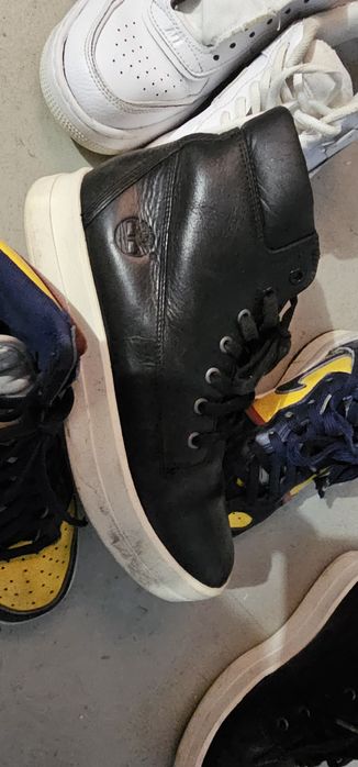 Продам обувь для девочки детскую