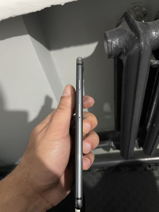 Продам Iphone 8 pluse