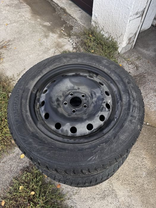 Зимные шипованные шины с дисками на 15