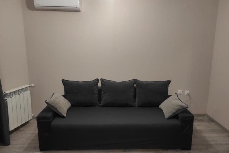 Дава се под наем Тристаен апартамент в София, Люлин 10 - 100 кв.м за 459 € - Снимка #1