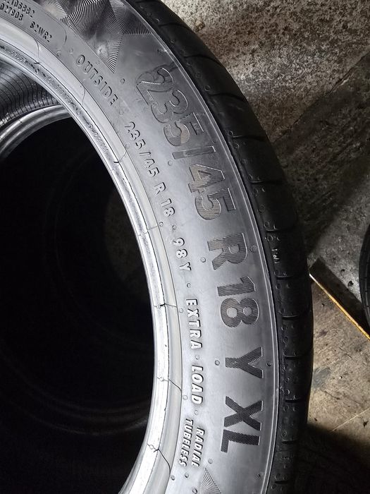 Continental 235/45 R18 98Y vară