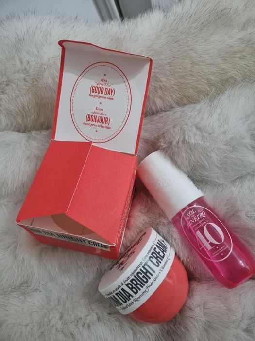 Seturi sol de janeiro cu lotiune, spray sau gel de dus