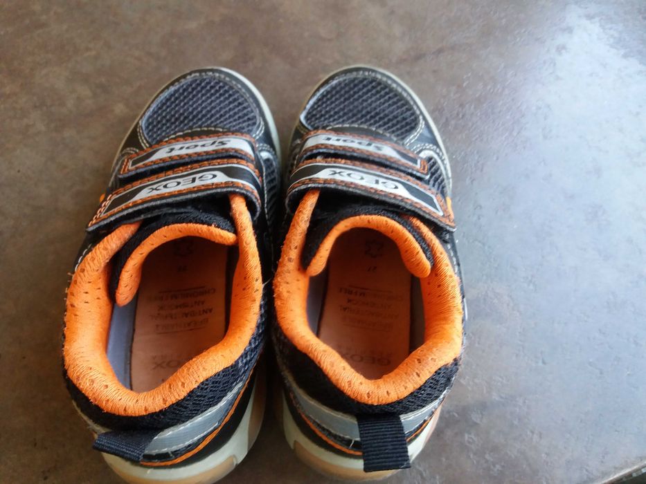 детски маратонки за момче,кецове,спортни обувки,GEOX-геокс,номер 27