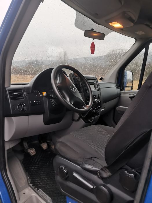 Vînd mercedes sprinter euro 5