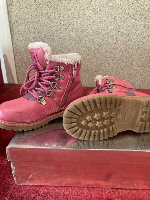 Детски сандали, обувки, боти 36,35,34,27 номер Champion Puma MatStar