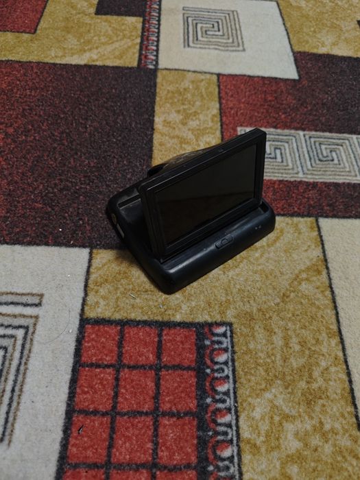 Manitor eski madeladan buu sotladi