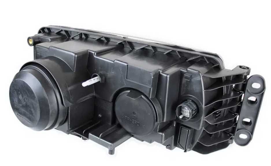 Фарове Фар за Ивеко Стралис / Iveco Stralis 2013 +