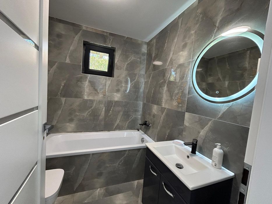 Casa de vânzare, la 10 km. de Zalău, loc. Mirșid.