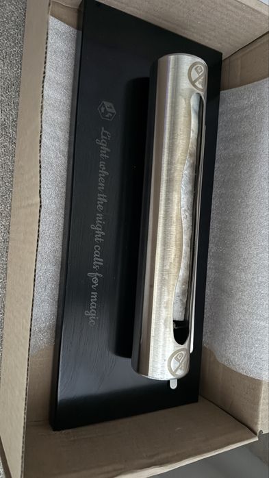 Свободностояща биокамина от неръждаема стомана с черен гланцов финиш“