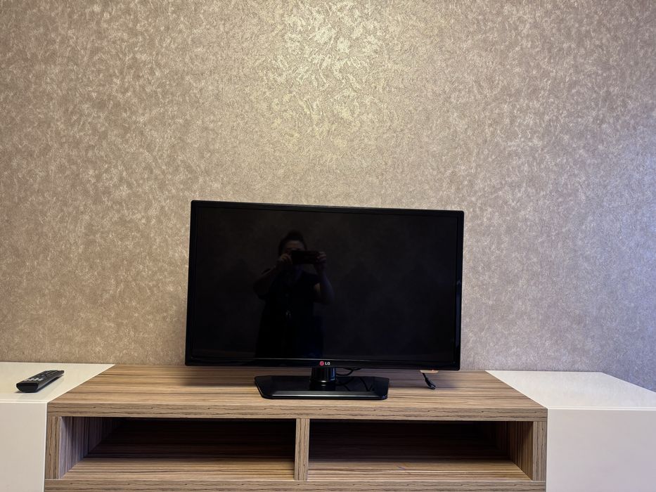 Продам телевизор LG