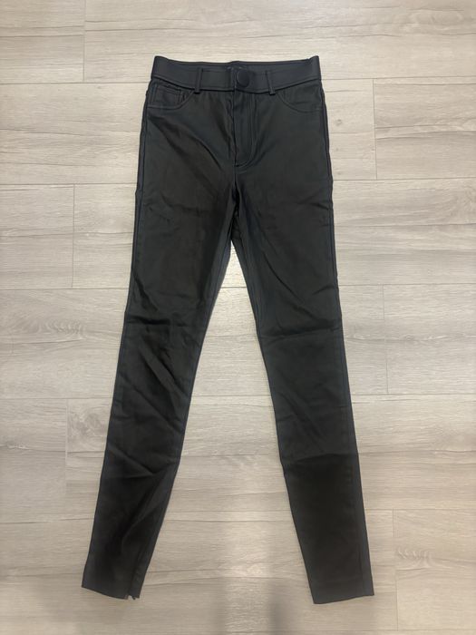 Кожен панталон Zara