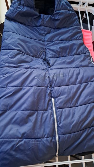 Vestă matlasată pe talie