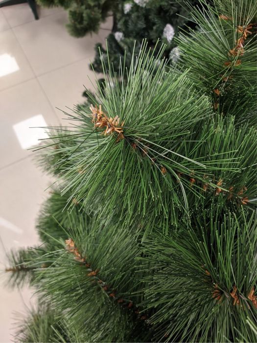 Коледна елха 1.5 м ГРИПС ПВЦ – тъмен бор, реалистична, PVC