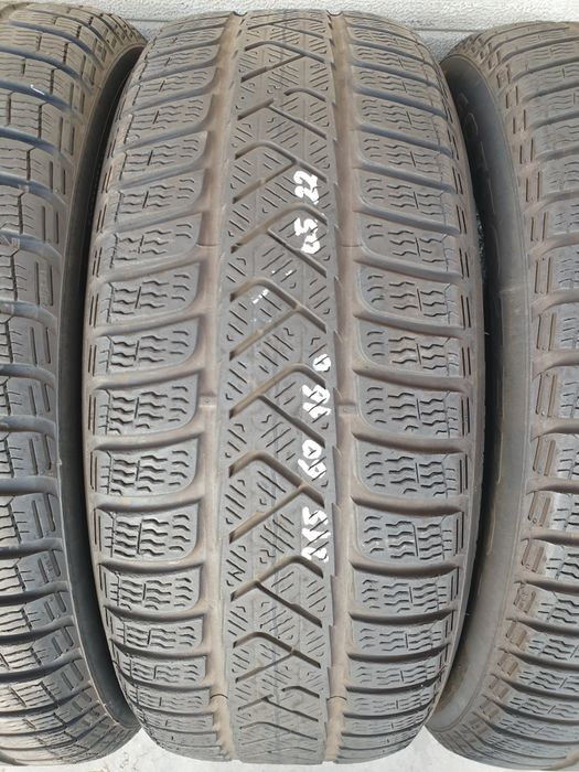 Зимни гуми 4 броя PIRELLI SottoZero3 215 60 R16 дот 0522