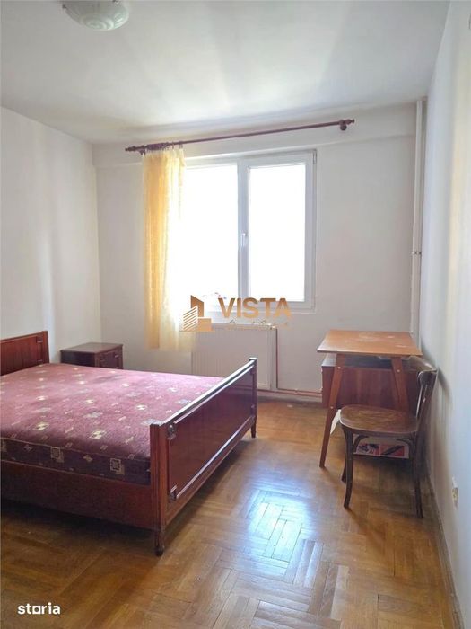 Apartament 3 camere, zona Astra