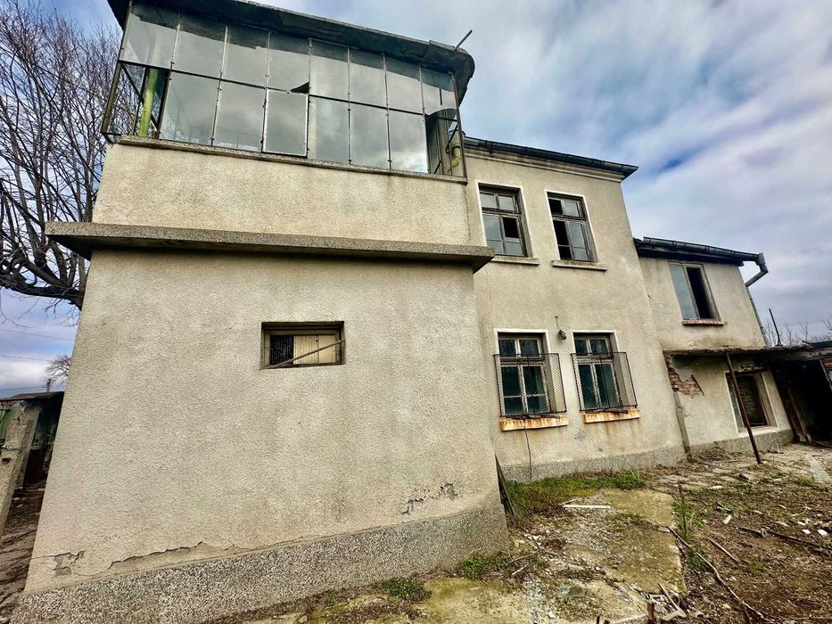 Къща за продажба в село Черни връх