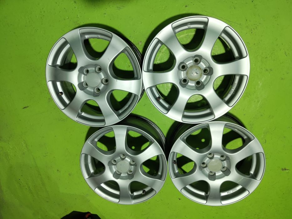 16 5x100 Subaru лети джанти 5х100 субару