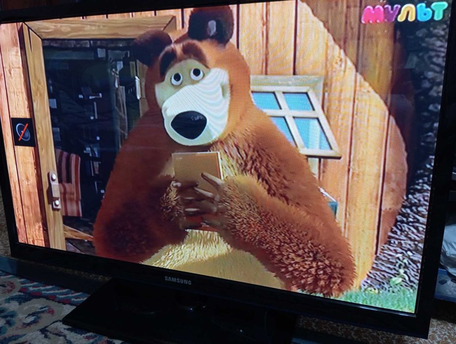 Самсунг 43дюйма 108см. Плазма! не смарт,